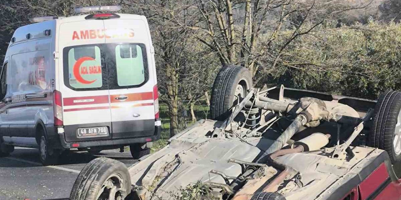 Takla atan araç sürücüsü hafif yaralandı