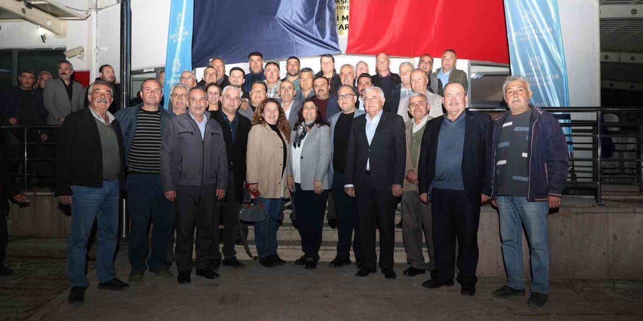 Başkan Çerçioğlu Koçarlı’da iftar sofrasında vatandaşlarla bir araya geldi