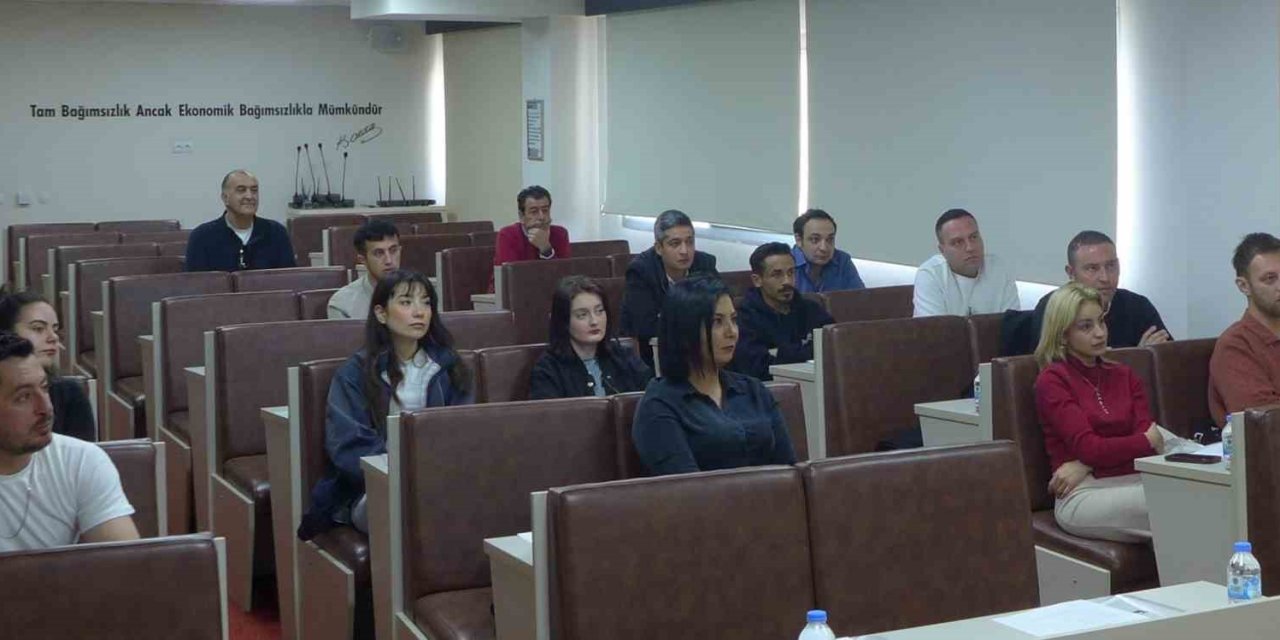 KUTO’da "Yiyecek-İçecek İşletmelerinde Yönetim" konulu eğitim düzenlendi