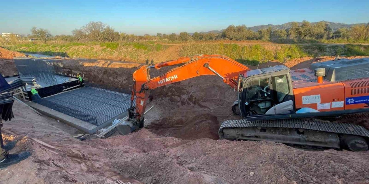 Büyükşehir’den 17 ilçede eş zamanlı ulaşım altyapısı çalışması