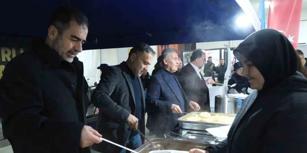 Fatih Karahan’dan AK Parti’ye iftar eleştirisi