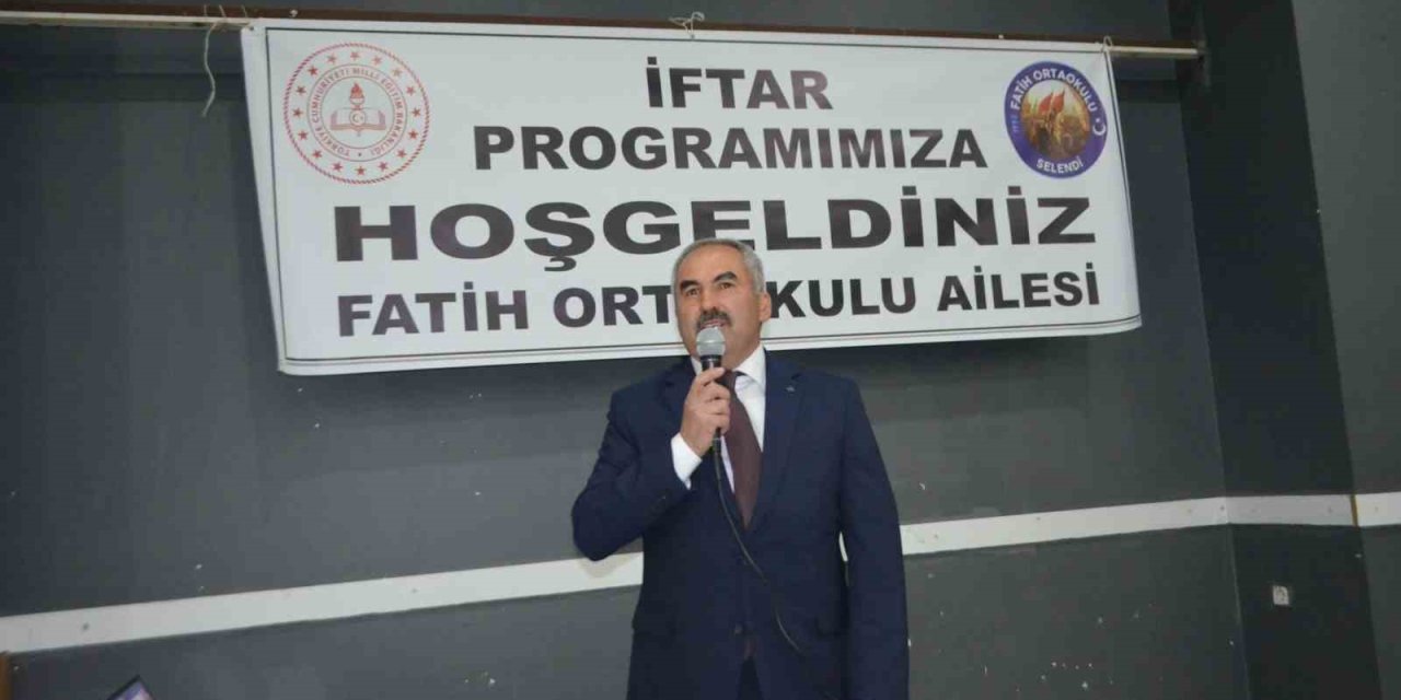 Selendi’de eğitim camiası aynı sofrada buluştu