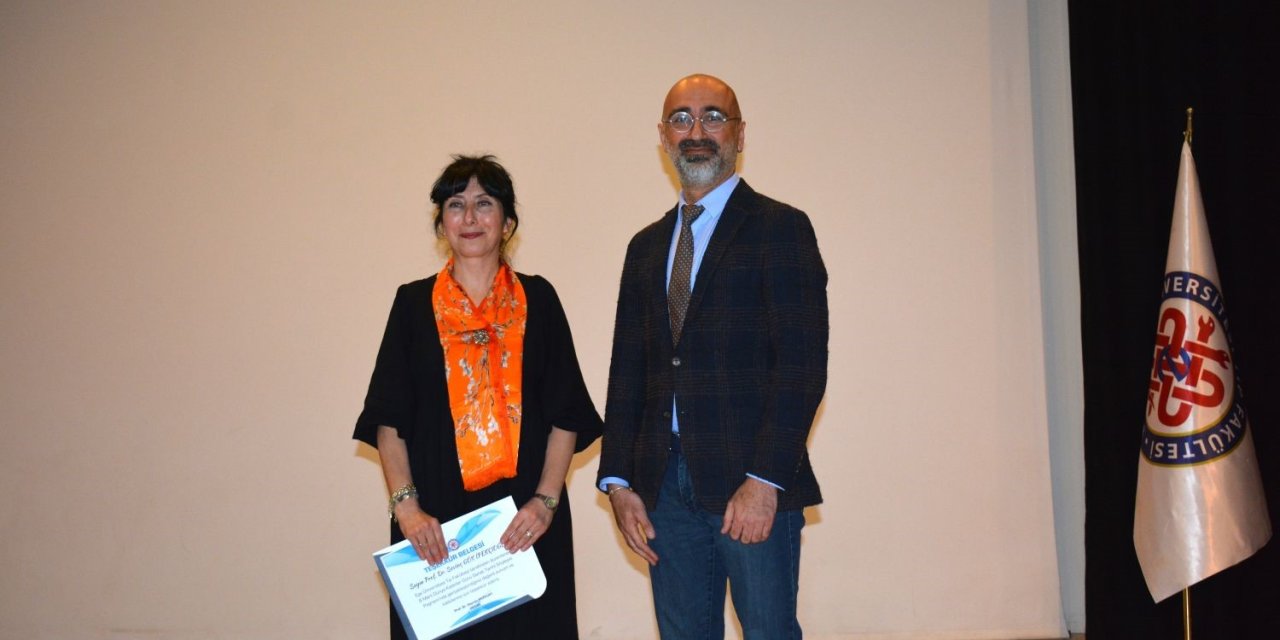 EÜTF’de Türk seramik sanatında kadın imajı ve estetik yolculuğu konuşuldu