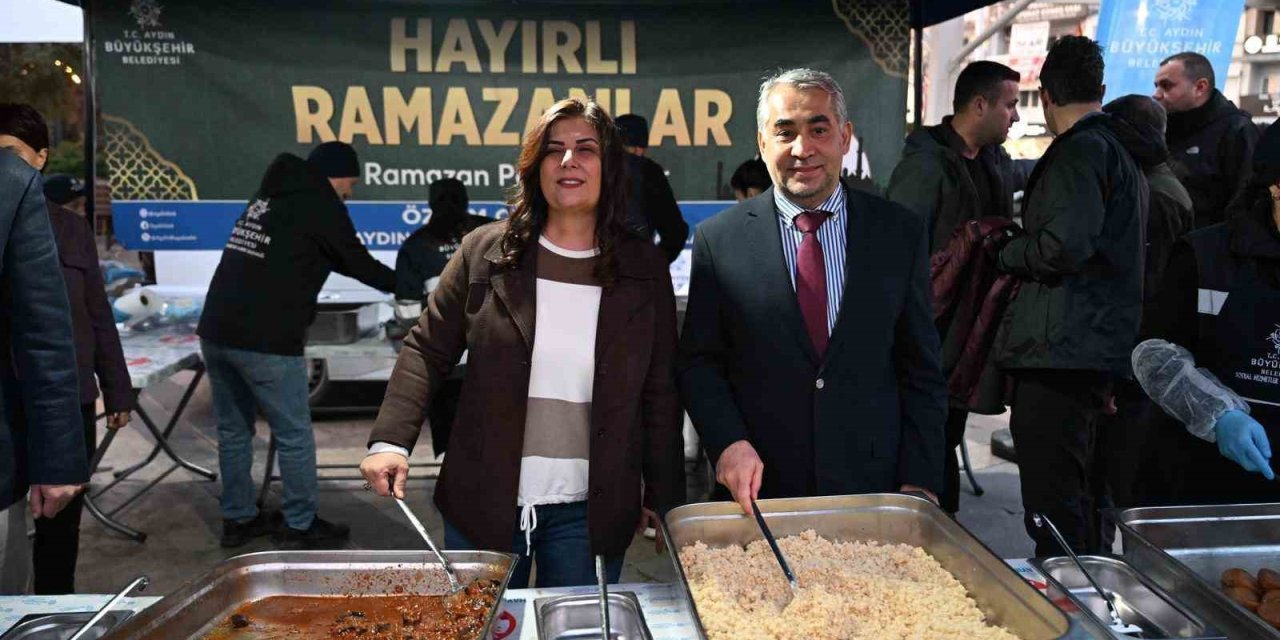 Başkan Çerçioğlu, ADÜ öğrencileri ile iftarda bir araya geldi