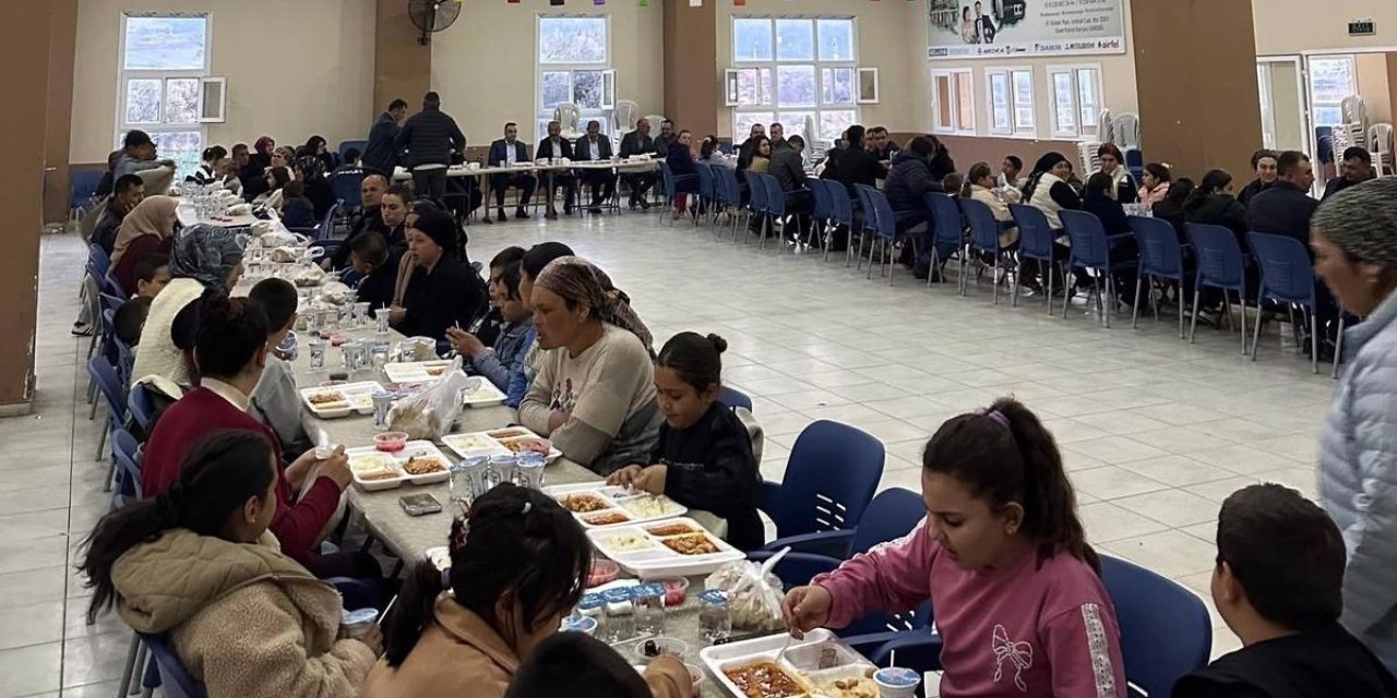 Kaymakam Dalak, öğrenci ve velilerle iftar sofrasında buluştu