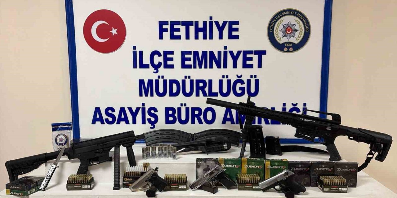 Fethiye’de polis KADES ihbarına gitti, evden cephanelik çıktı