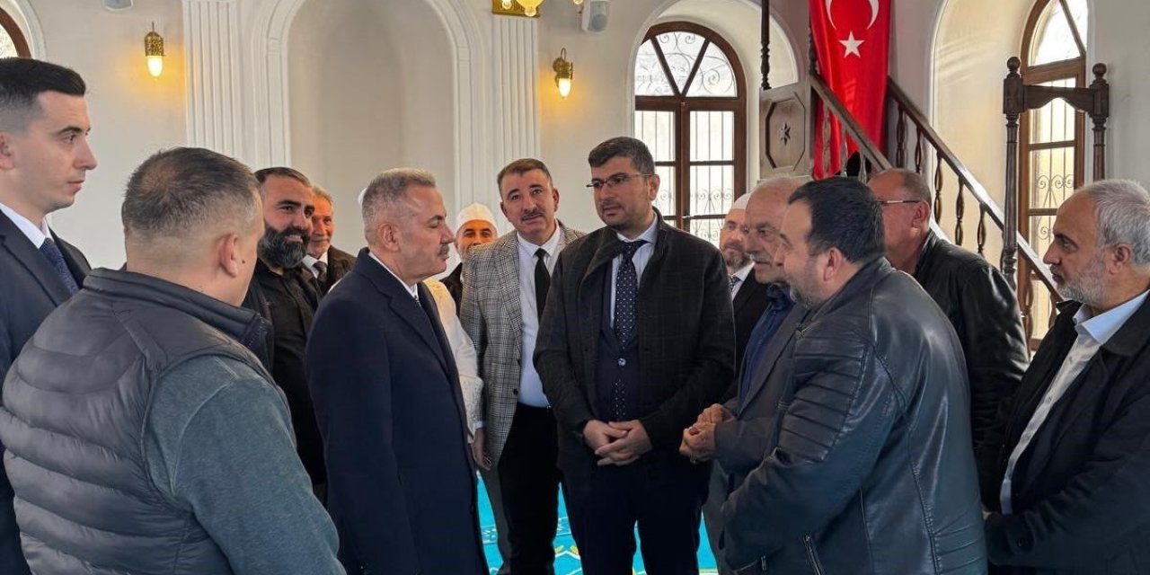 İzmir’de restore edilen tarihi Asmalı Mescit Camii ibadete açıldı