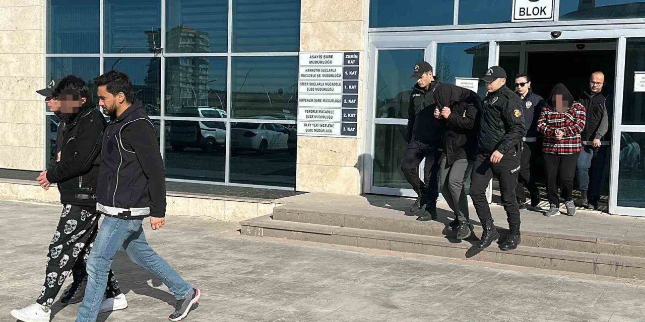 Uşak merkezli 5 ilde dolandırıcılık ve yasa dışı bahis operasyonu: 12 tutuklama