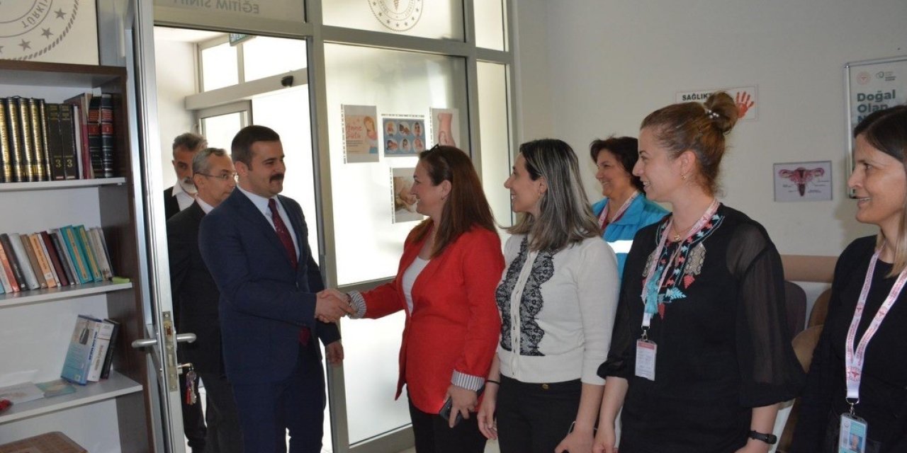 Köyceğiz Kaymakamı Kumcu, sağlık çalışanlarının Tıp Bayramı’nı kutladı