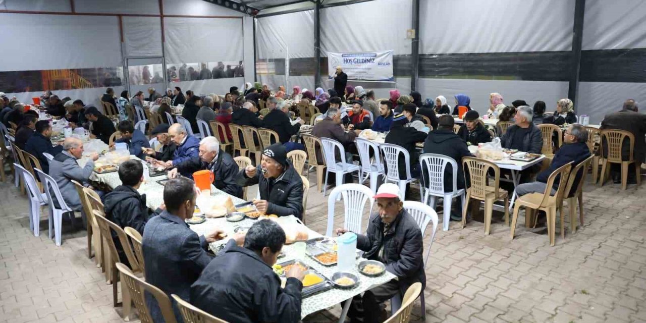 Çameli’de gönül sofraları Emecik Mahallesi’nde kuruldu