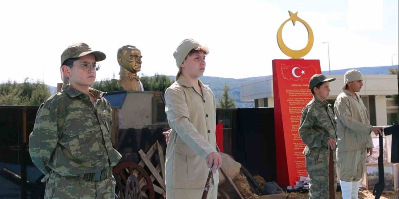 MTK Ortaokulu’nda 111. yılında Çanakkale Zaferi ve şehitler unutulmadı
