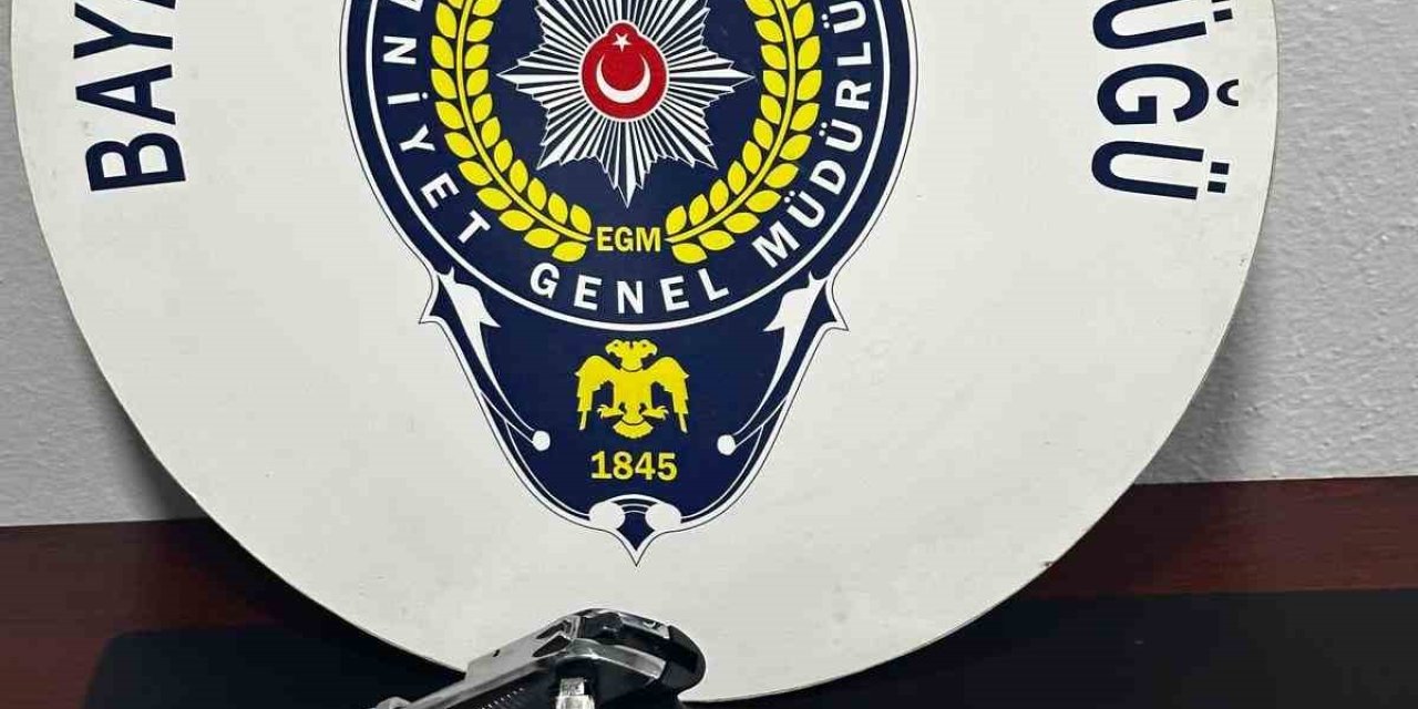 İzmir’de iş yerinde uyuşturucu ve ruhsatsız tabanca ele geçirildi