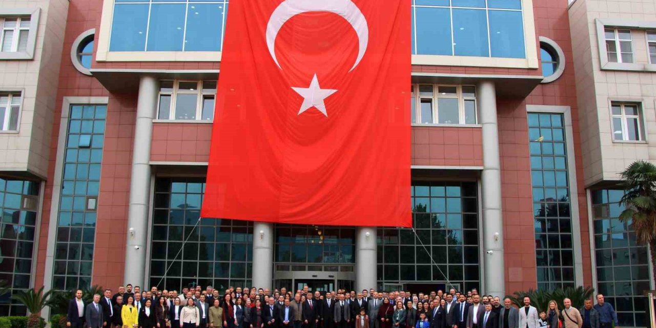 ADÜ’de geleneksel bayramlaşma töreni gerçekleşti