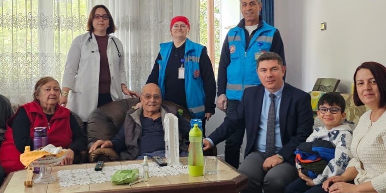 Söke’de yaşlı çınarları ziyaret edip, moral verdiler