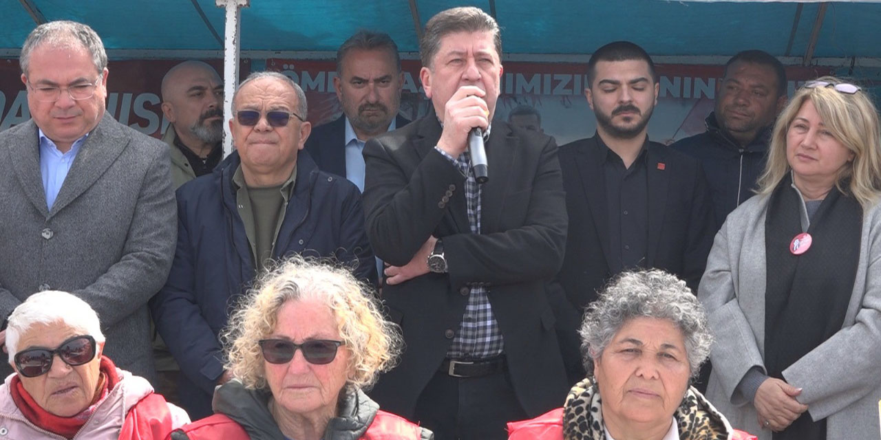 Kuşadası’nda “Adalet ve Dayanışma” büyüyor: Destek nöbeti sürüyor