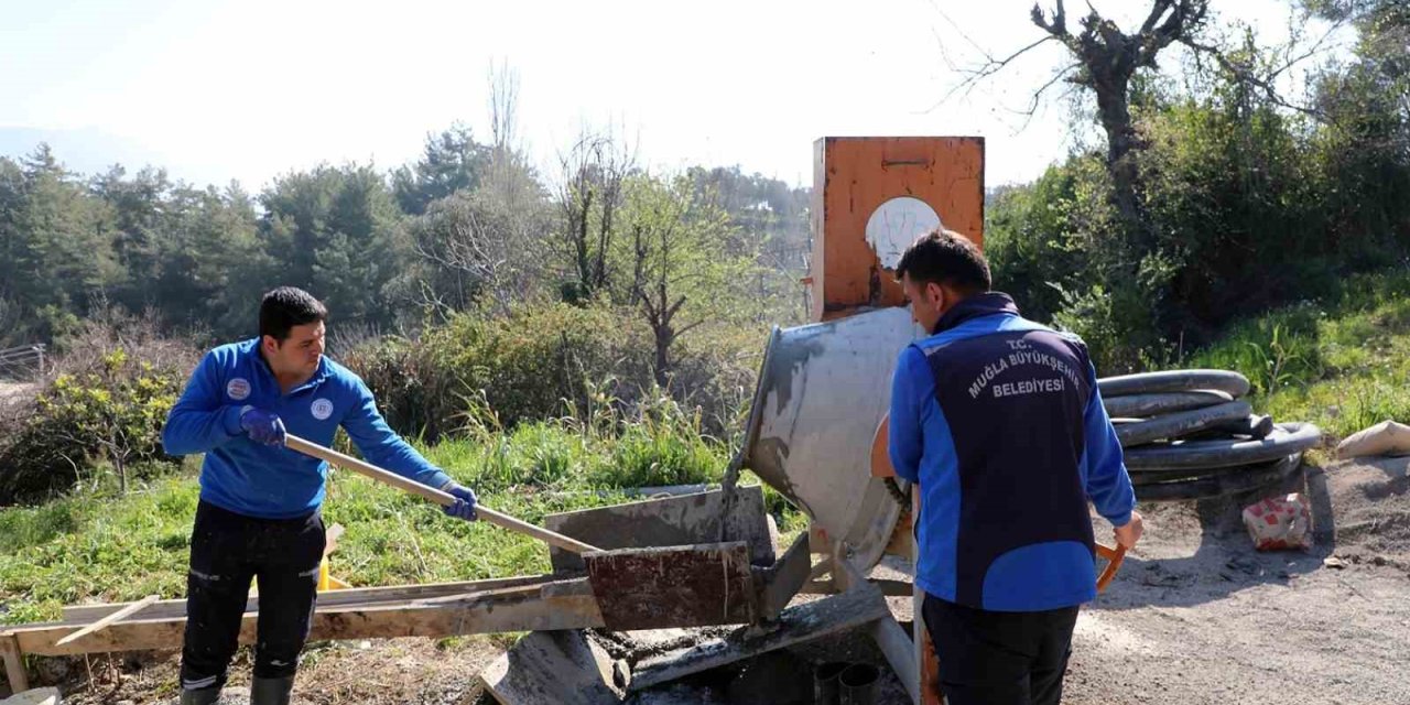 Üreticinin talebi üzerine sulama havuzu kapasitesi 30 tona çıkarıldı