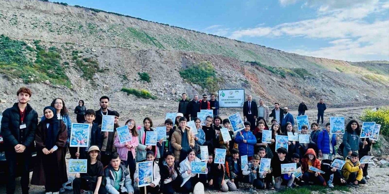 Aydın’da Orman Haftası’nda fidanlar toprakla buluştu