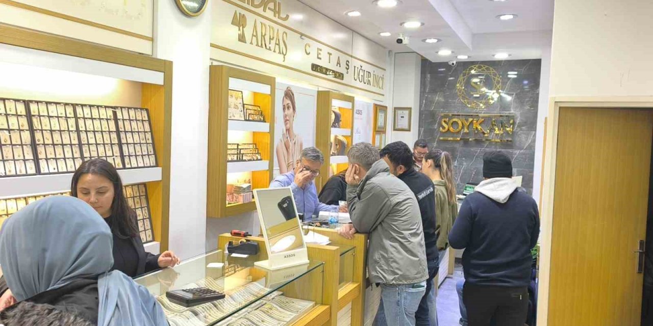Muğla’da kuyumcularda çeyrek altın tükendi