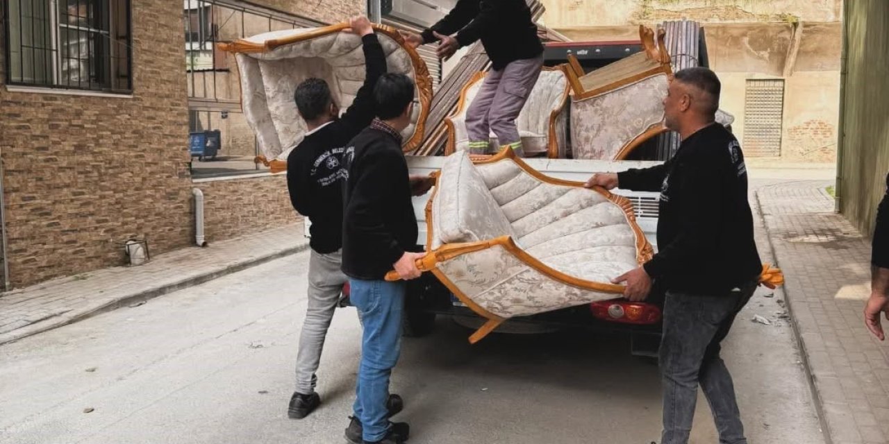 Germencik Belediyesi’nin ihtiyaç sahiplerine eşya desteği sürüyor