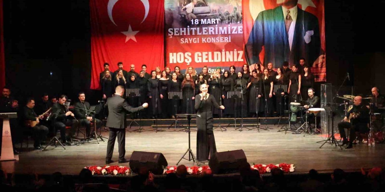 Başkan Çerçioğlu vatandaşları şehitlere saygı konseri ile buluşturdu