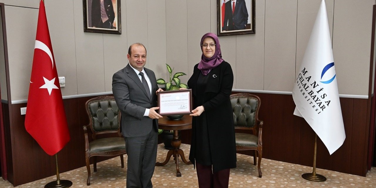 Manisa CBÜ’ye "Beslenme Dostu İş Yeri" belgesi