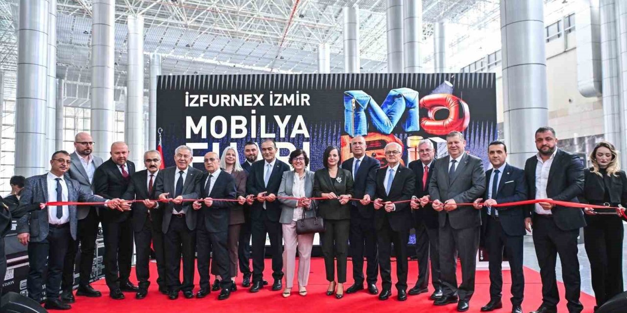 İZFURNEX 2026-İzmir Mobilya Fuarı kapılarını açtı