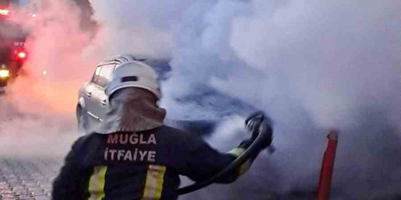 Köyceğiz’de araç yangını