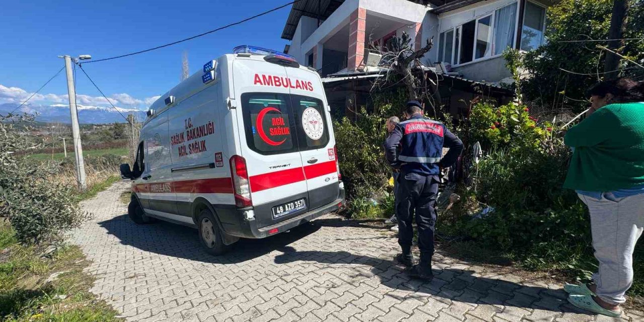 Önce karısını, sonra kendini vurdu