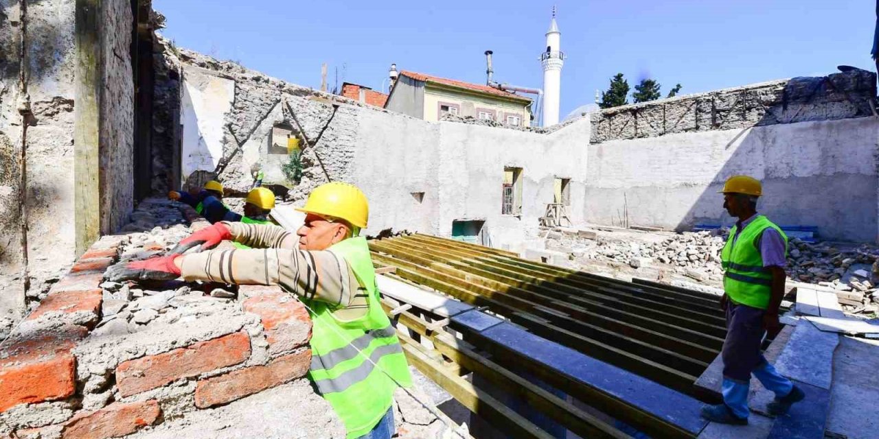İzmir Büyükşehir Belediyesi’nden kamuya büyük destek