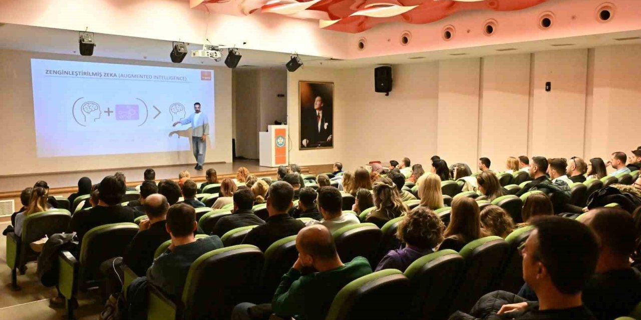 Manisa Büyükşehir personeline yapay zeka ve veri yönetimi eğitimi