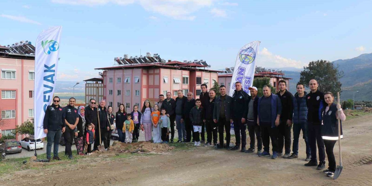 Bozdoğan’da fidan dikimi