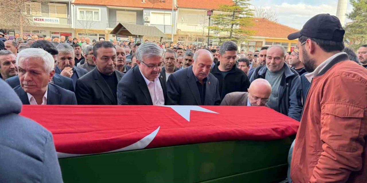 AK Parti Evciler İlçe Başkanı toprağa verildi