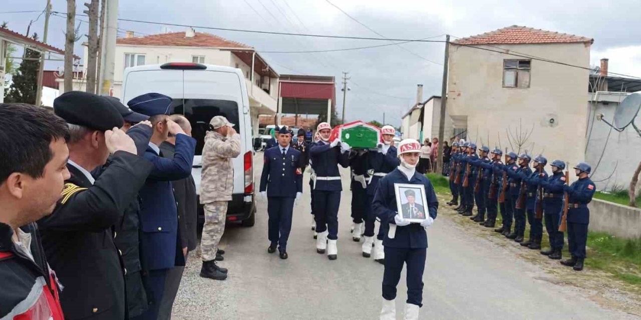 Yatağan’da Kıbrıs Gazisi Yelaldı son yolculuğuna uğurlandı