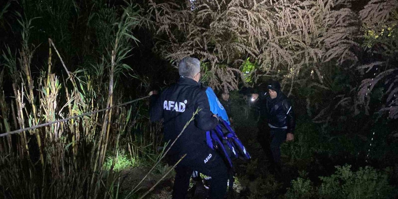 Azgın dereye kapıldı 4 saatlik mücadeleyle hayata tutundu