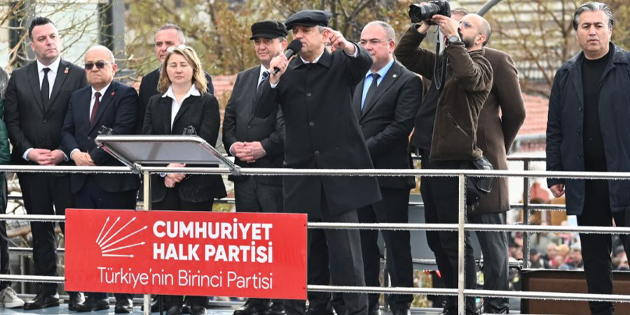 Özgür Özel Kuşadası’ndan sert konuştu: “Bu bir siyasi operasyon”