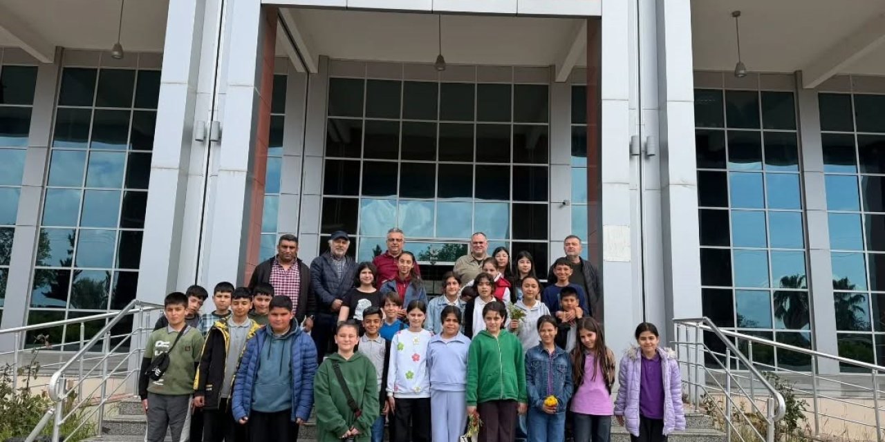 Yenipazarlı öğrenciler doğayı bilimle keşfetti