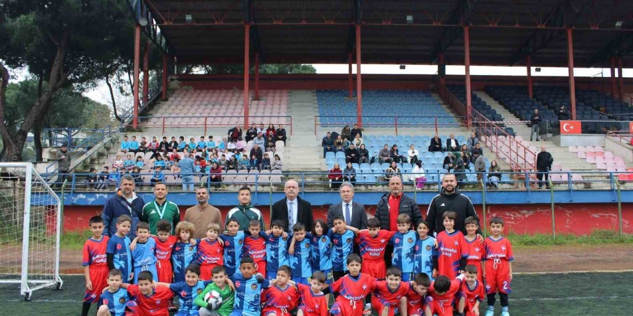 Okullar arası bahar şenlikleri spor müsabakaları heyecanı başladı