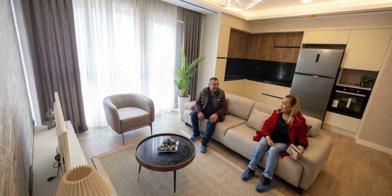 Örnekköy’deki kentsel dönüşümde anahtar teslim zamanı