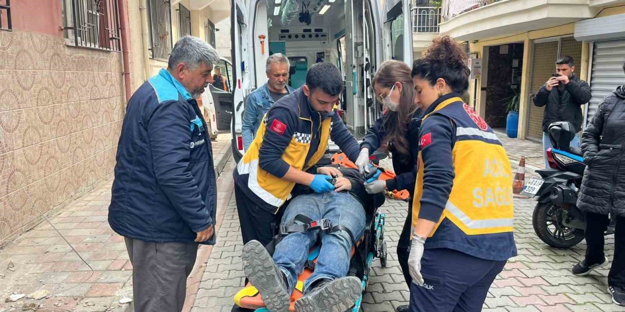 Klima motoru yerinden çıktı, işçi yere çakıldı