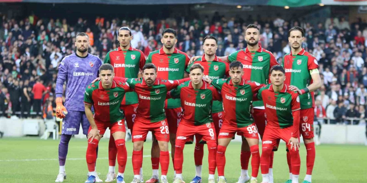 Karşıyaka, play-off maçlarına kadar İzmir’den çıkmayacak