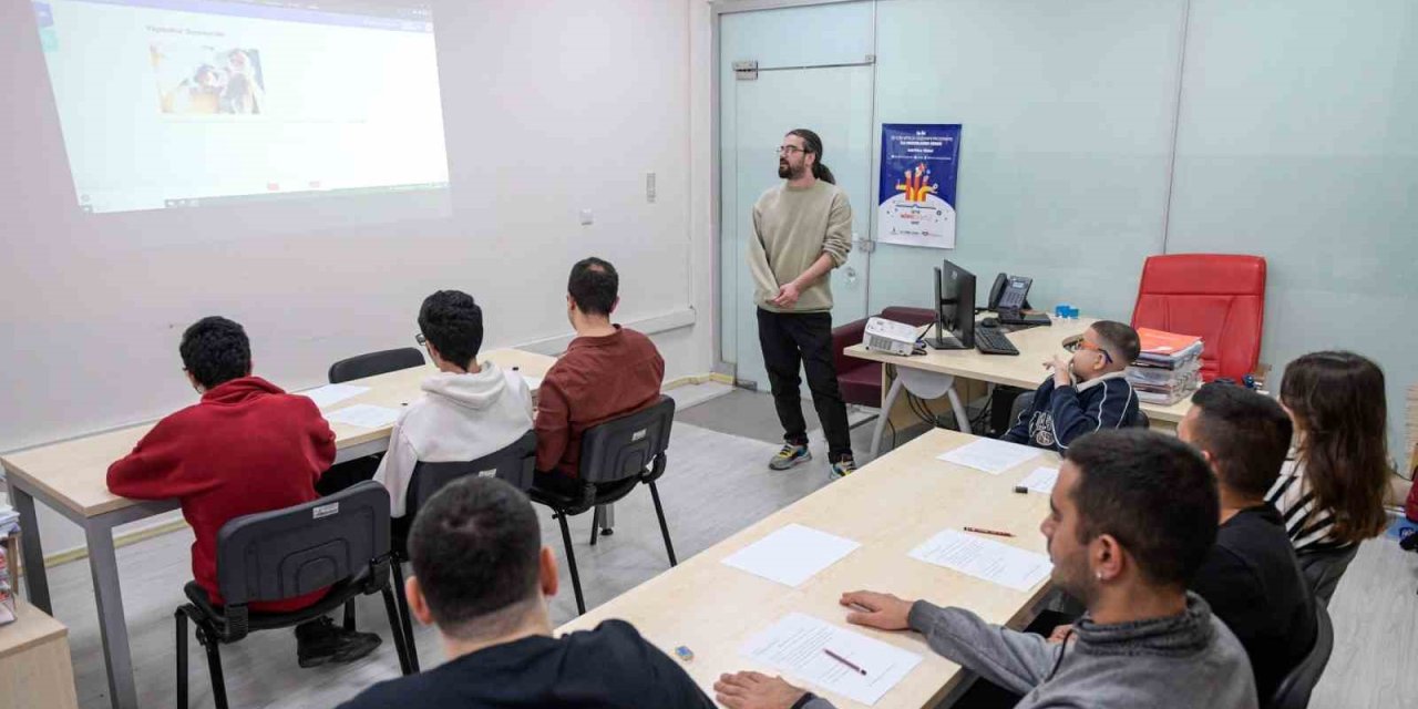 Engelli gençler, iş hayatına hazırlanıyor