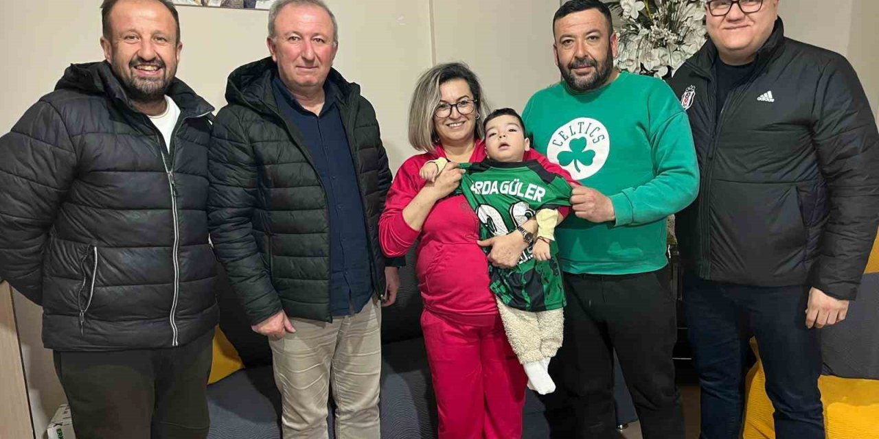 Arda Güler’e Buldanspor forması hediye edildi