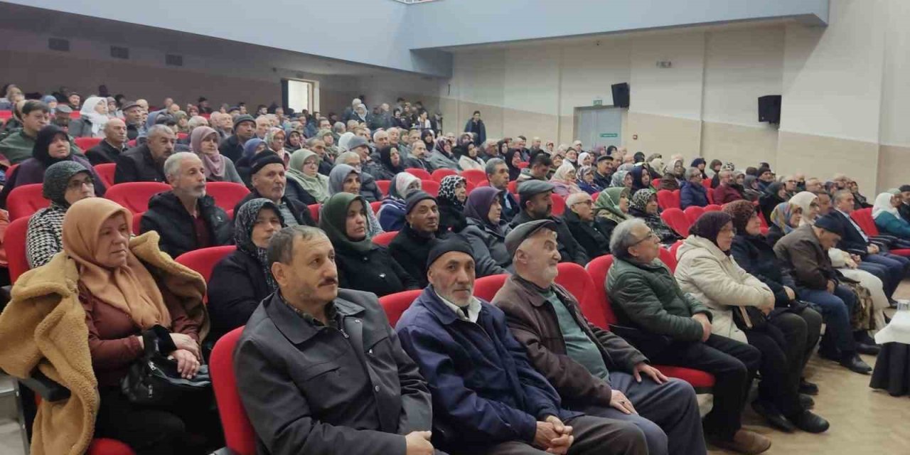 Hacı adaylarına yönelik seminer