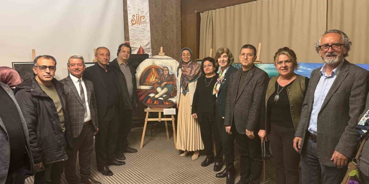 Denizli’de "İz Bırakanlar" sergisi yoğun ilgi gördü