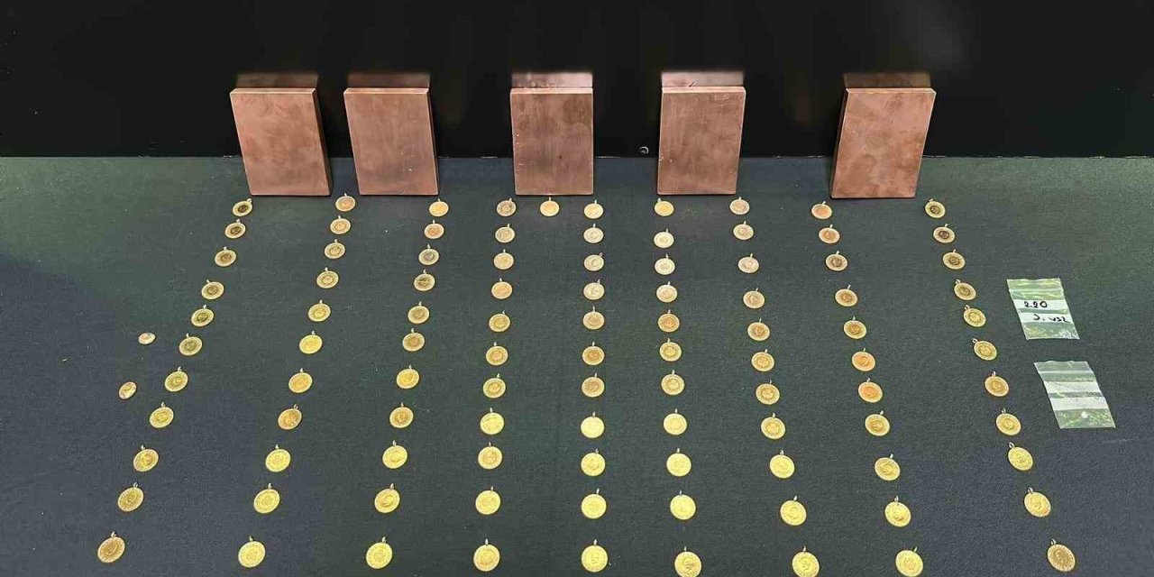 Yüzlerce sahte altın ile yakalandılar