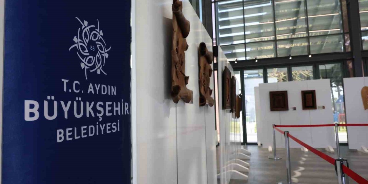 Efeler ve Didim’deki sergiler kapılarını açtı