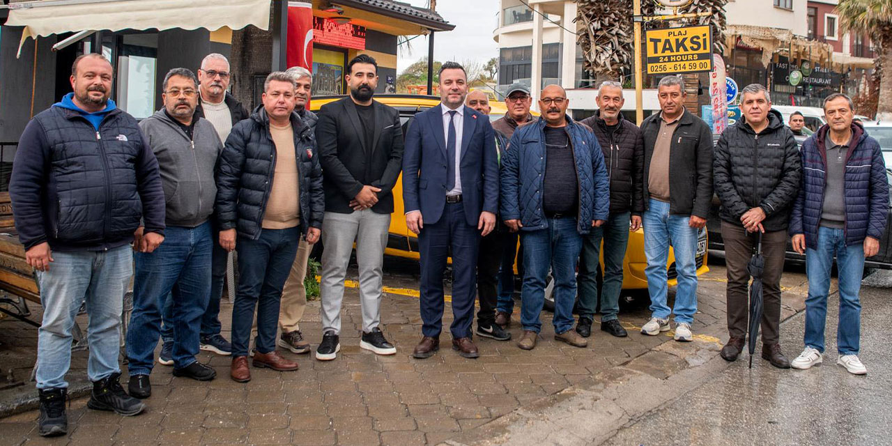Başkan Vekili Demirtaş, taksici esnafı ile görüştü