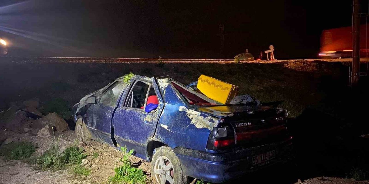 Kırkağaç’ta yağış nedeniyle taralaya uçan otomobildeki 1 kişi öldü, 1 kişi de yaralandı