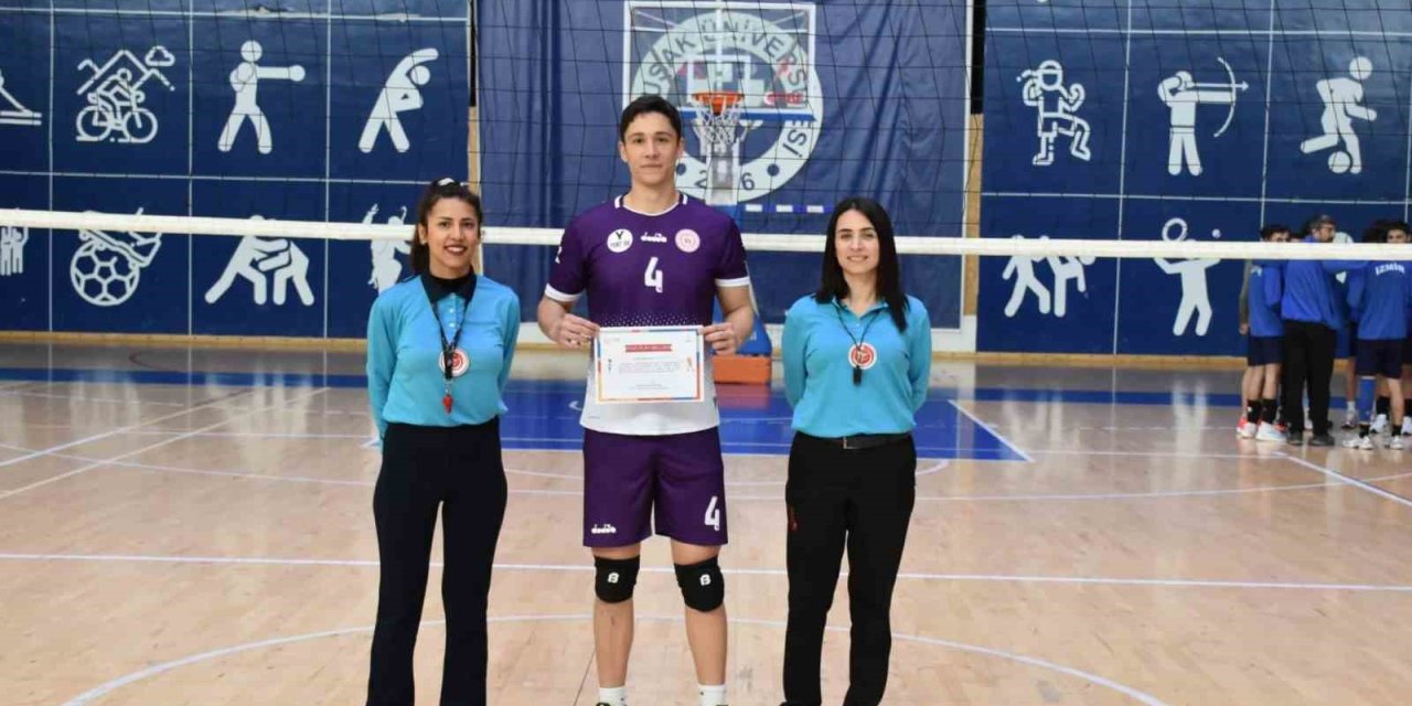 Afyonkarahisar Tınaztepe Öğrenci Yurdu YURTLİG’de yarı finalde