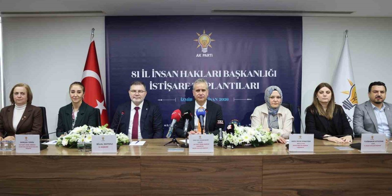 İzmir’de ‘81 İl İnsan Hakları Başkanlığı İstişare Toplantısı’ gerçekleştirildi